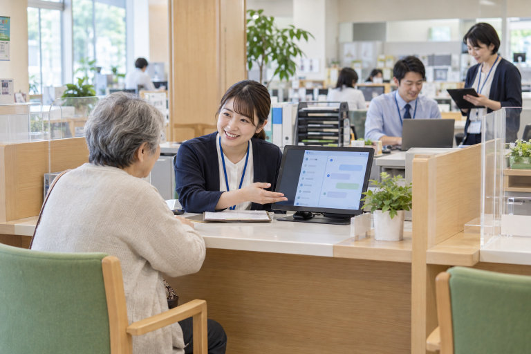 自治体のビジネスチャット活用法！基礎知識から導入手順まで徹底解説
